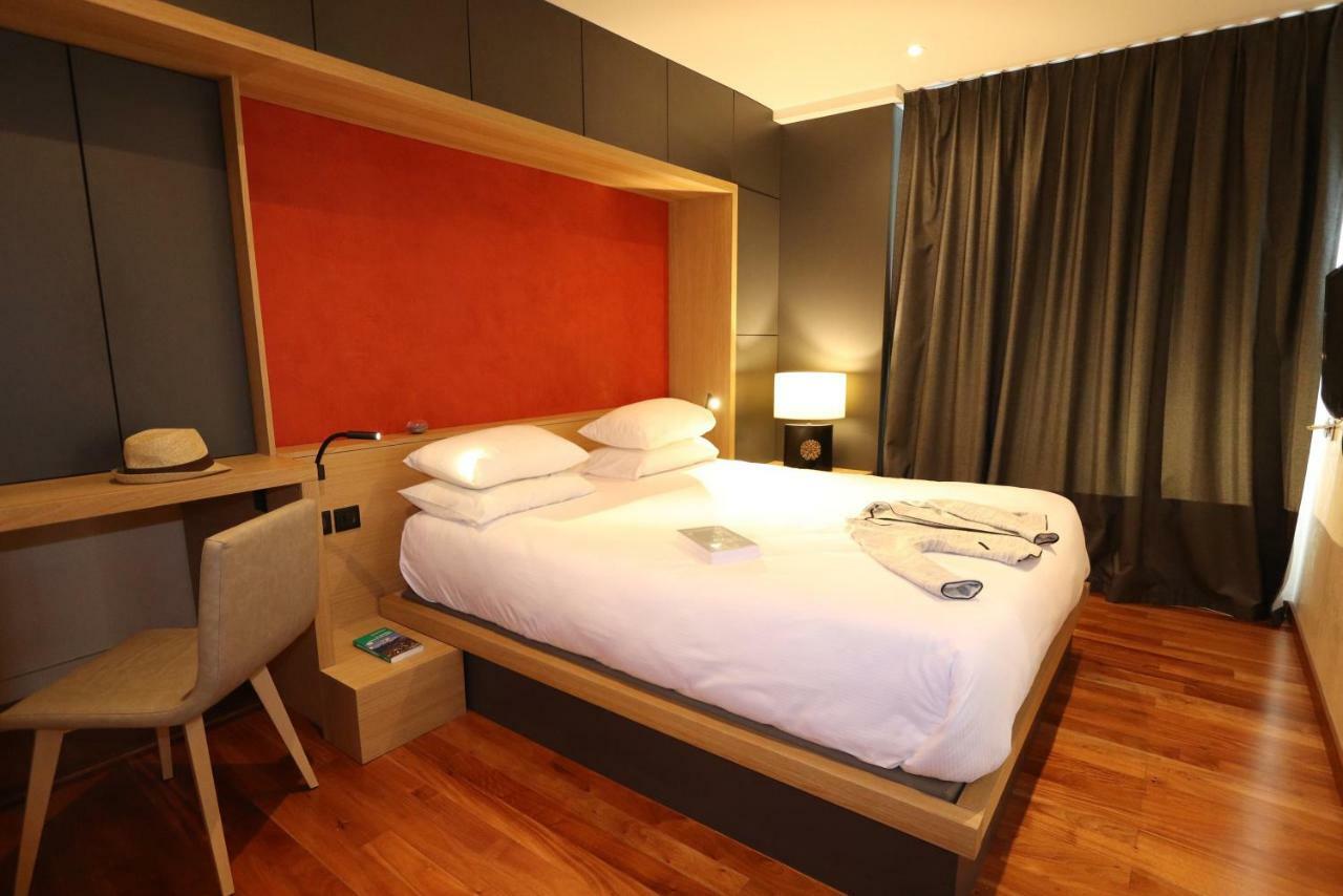 Hotel Du Commerce Spa Saint Gaudens Exteriör bild